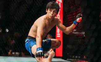 Неожиданный исход боя Азата Максума на UFC 321 в Абу-Даби