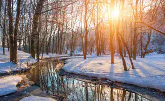 Казахстан: Тепло в южных городах на фоне холодов и осадков на севере