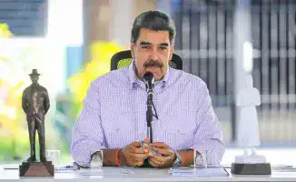 Президент Венесуэлы Николас Мадуро экстренно обратился к Дональду Трампу с просьбой о ненападении на страну