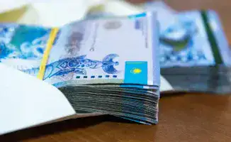 Премия в 10 миллионов тенге: Райотделы образования ловят удачу за хвост, но расплачиваются за это из кармана учителей