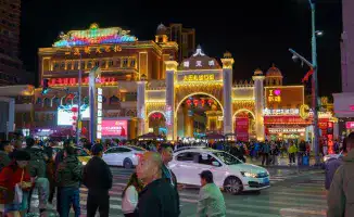 Урумчи: от ковров до стратегического центра Китая