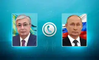 Токаев и Путин обсудили двусторонние отношения в телефонном разговоре после встречи в Душанбе