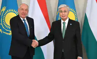Токаев и Шуйок: Венгерский визит с казахстанским акцентом