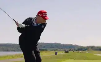 Трамп на поле: гольф с внучкой и Скриптонитом