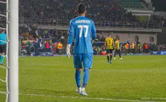 УЕФА отметил выдающийся сейв Темирлана Анарбекова в матче с "Пафосом"