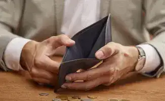 Судебное заседание в Семее: местный житель списал 8,8 миллиона тенге долгов перед банками