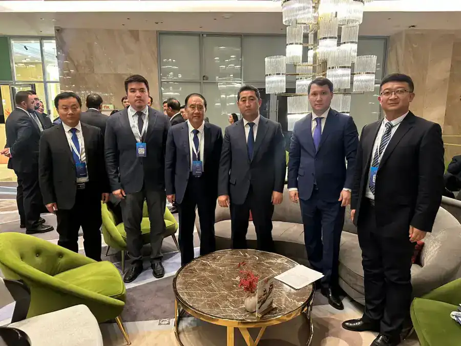 Айдарбек Сапаров обсудил с Fufeng ход реализации проекта по глубокой переработке кукурузы (2)