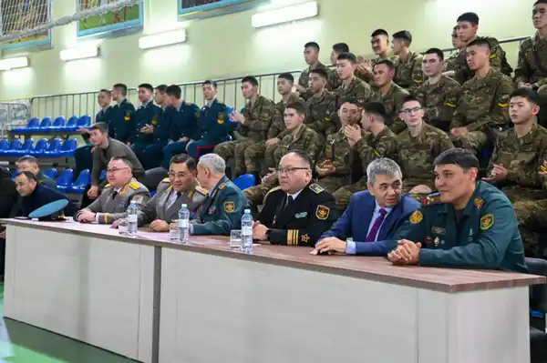 В Астане подвели итоги турнира по волейболу в честь 80-летия Халық қаһарманы Мухтара Алтынбаева (5)