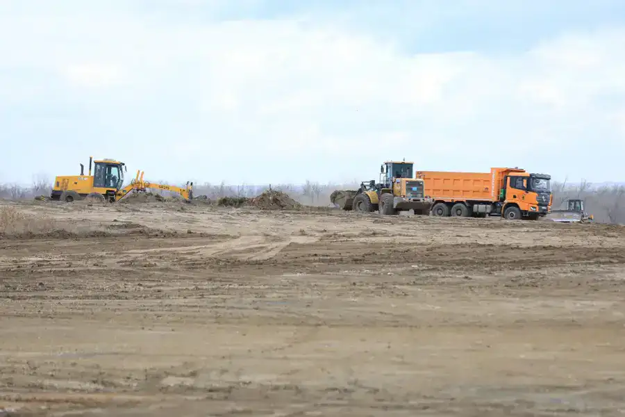 В Актобе началось строительство трёх масштабных объектов — драматического театра, стадиона и спортивного комплекса (4)