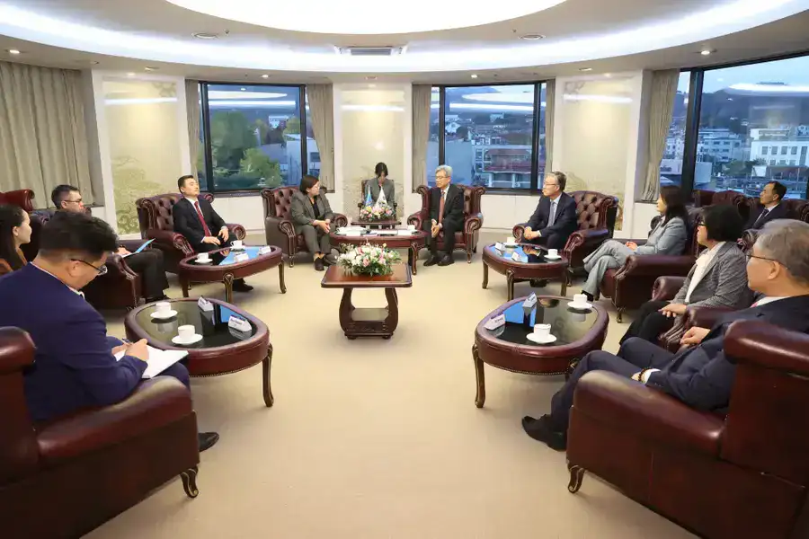 Конституционные суды Казахстана и Республики Корея договорились развивать сотрудничество в сфере конституционного правосудия (2)