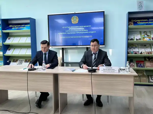 Вице-министр Ерлан Сагнаев встретился с жителями Кызылжарского района Северо-Казахстанской области. (5)