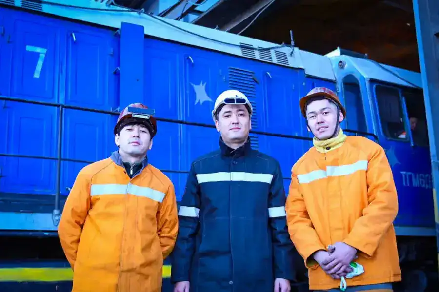 Сила семьи — в труде: династия Серикбаевых создаёт производственную историю на Актюбинском заводе (6)