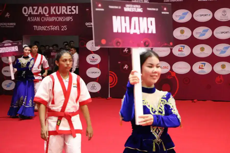 В ТУРКЕСТАНЕ СТАРТОВАЛ ЧЕМПИОНАТ АЗИИ ПО ҚАЗАҚ КҮРЕСІ (4)