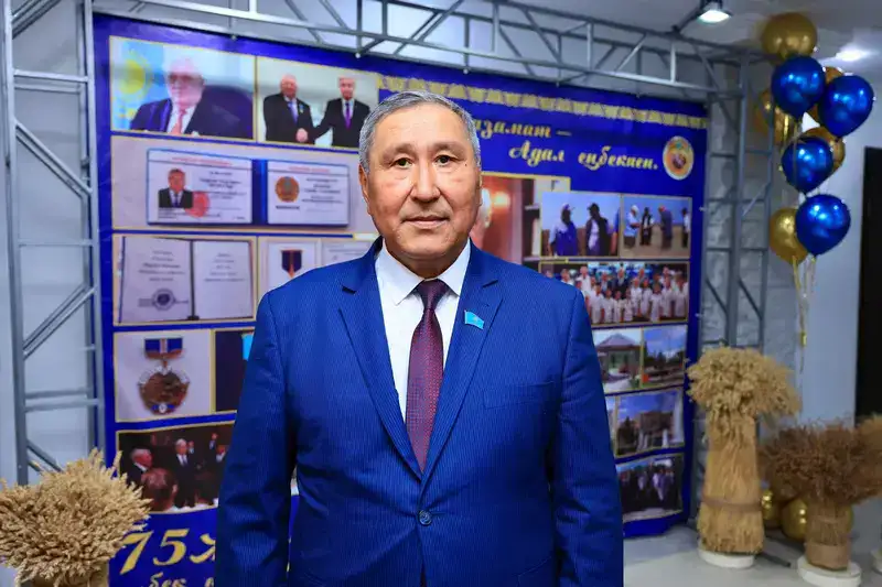 В Карагандинской области поздравили с юбилеем Героя труда Казахстана Георгия Прокопа (7)