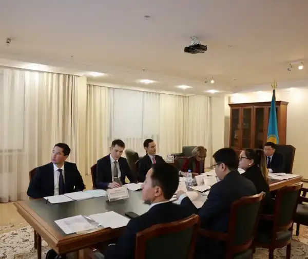 МНЭ, Нацбанк и АРРФР начали серию совещаний по разъяснению Программы совместных действий на 2026–2028 годы (3)