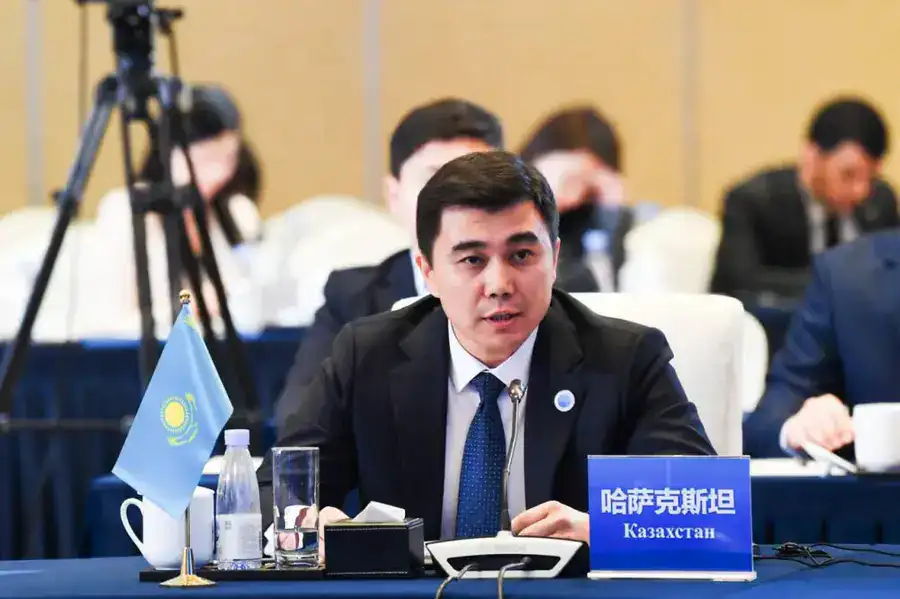 Казахстан и Китай укрепляют сотрудничество в сфере строительства и градостроительства (3)