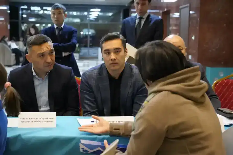 «Народный юрист»: жители столицы получили юридические консультации от специалистов (2)