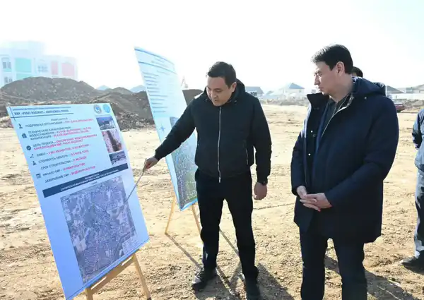 Аким Алматы Дархан Сатыбалды в ходе рабочего объезда встретился с жителями микрорайона «Рахат-Мадениет» (2)