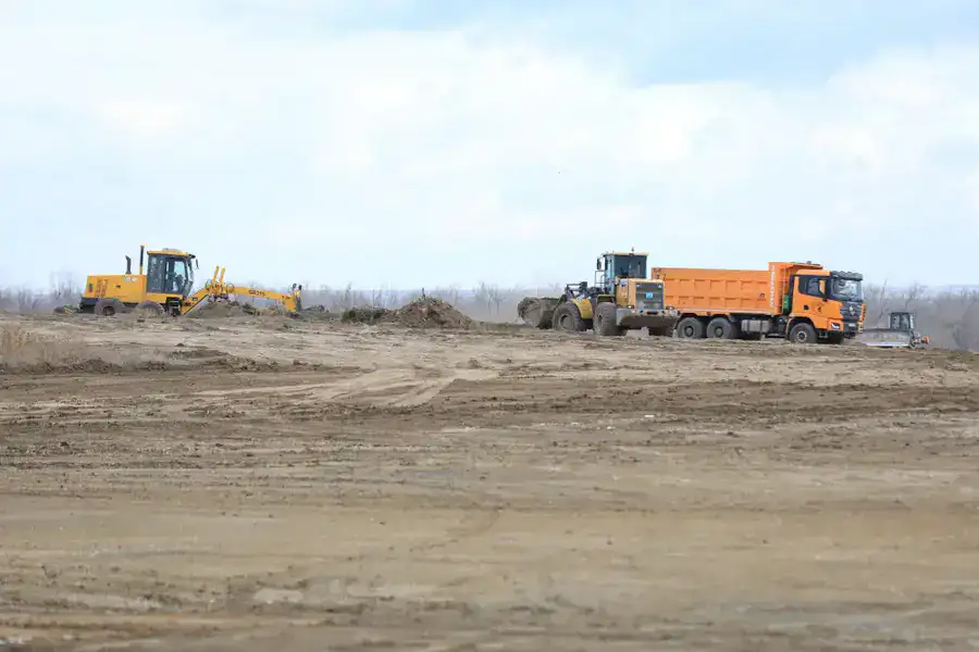 В Актюбинской области строят крупнейший футбольный стадион и развивают спортивную инфраструктуру (3)