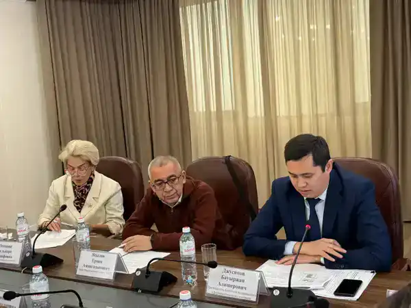 АКТУАЛЬНЫЕ ВОПРОСЫ ЗДРАВООХРАНЕНИЯ ОБСУДИЛИ НА ЗАСЕДАНИИ ОБЩЕСТВЕННОГО СОВЕТА МИНЗДРАВА (2)