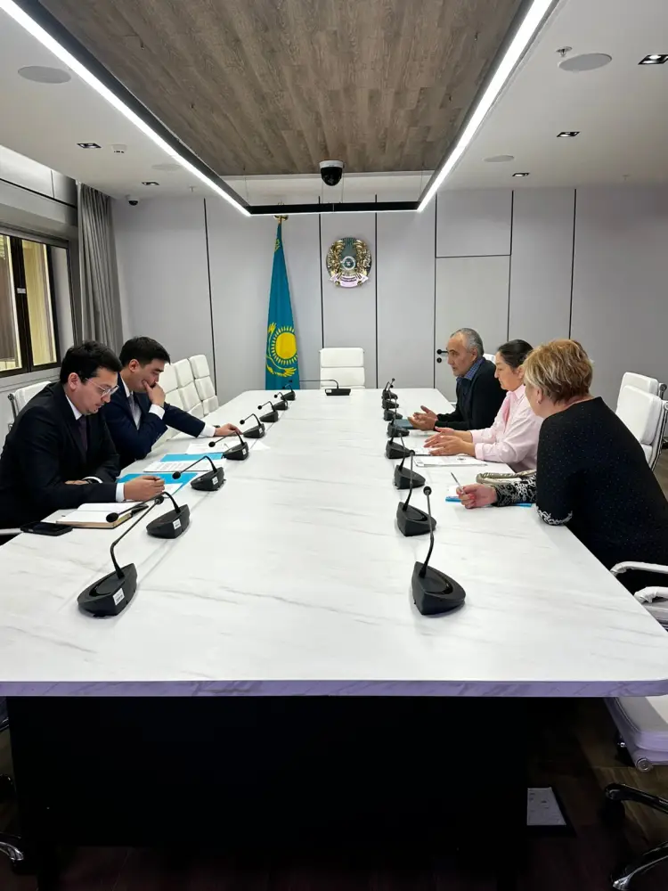 Вице-министр Иран Шархан провёл приём граждан по личным вопросам (4)