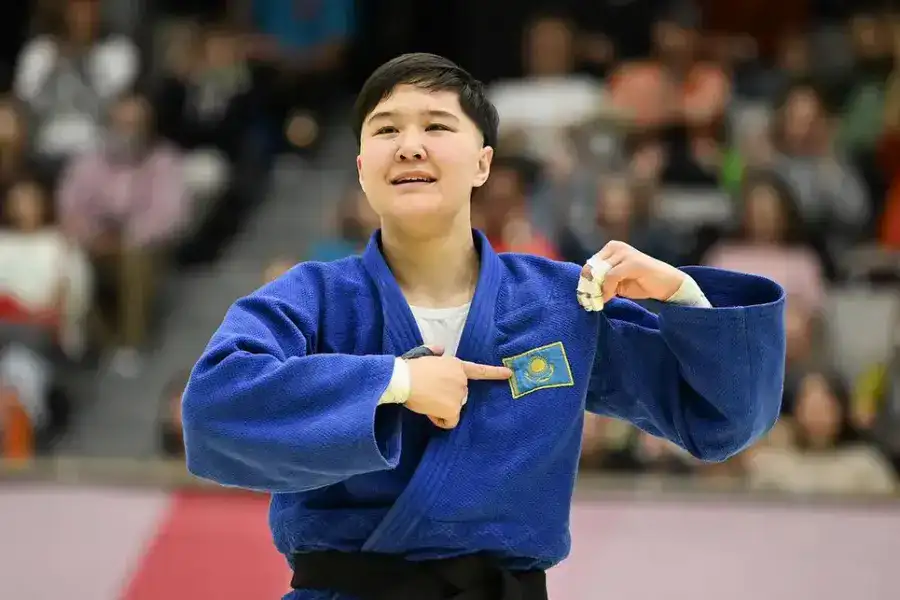 Столичные сурдо-борцы завоевали две медали в первый день турнира в Японии (4)