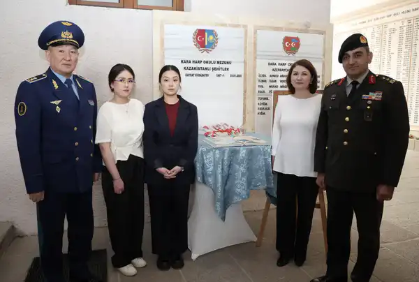 В военном вузе Турции открыли мемориальную доску казахстанскому офицеру (10)