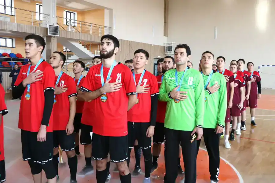 КОМАНДА ТУРКЕСТАНСКОЙ ОБЛАСТИ “ТУРАН” СТАЛА ЧЕМПИОНОМ СТРАНЫ ПО ГАНДБОЛУ (2)