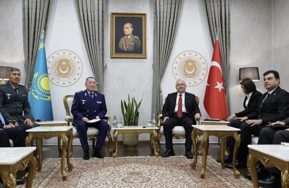 Министр обороны Казахстана совершил официальный визит в Турцию (4)
