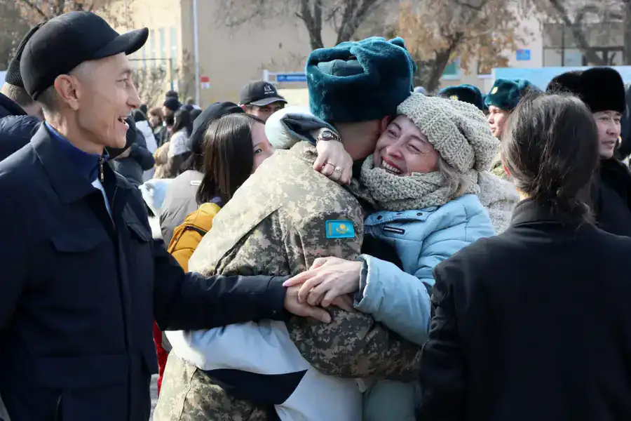 Более 1500 молодых десантников принесли Военную присягу (4)