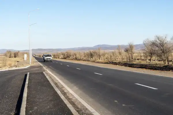 В Жетісу отремонтированы крупные автомагистрали «Сарыозек-Коктал» и «Жаркент-Хоргос», ведущие в приграничный регион (4)