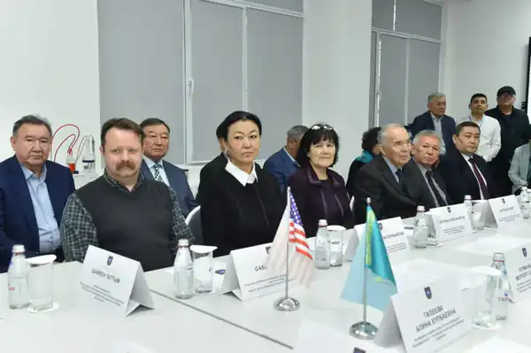 В КАЗНУ ОТКРЫЛИ КАЗАХСТАНСКО-АМЕРИКАНСКИЙ ЦЕНТР ПО ИССЛЕДОВАНИЮ ЦИТОМАТРИЦЫ (4)