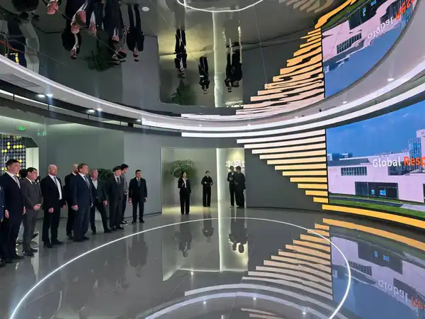 Ключевой шаг в развитии сотрудничества: в провинции Цзянсу открыт Центр обслуживания инвесторов СКО (8)