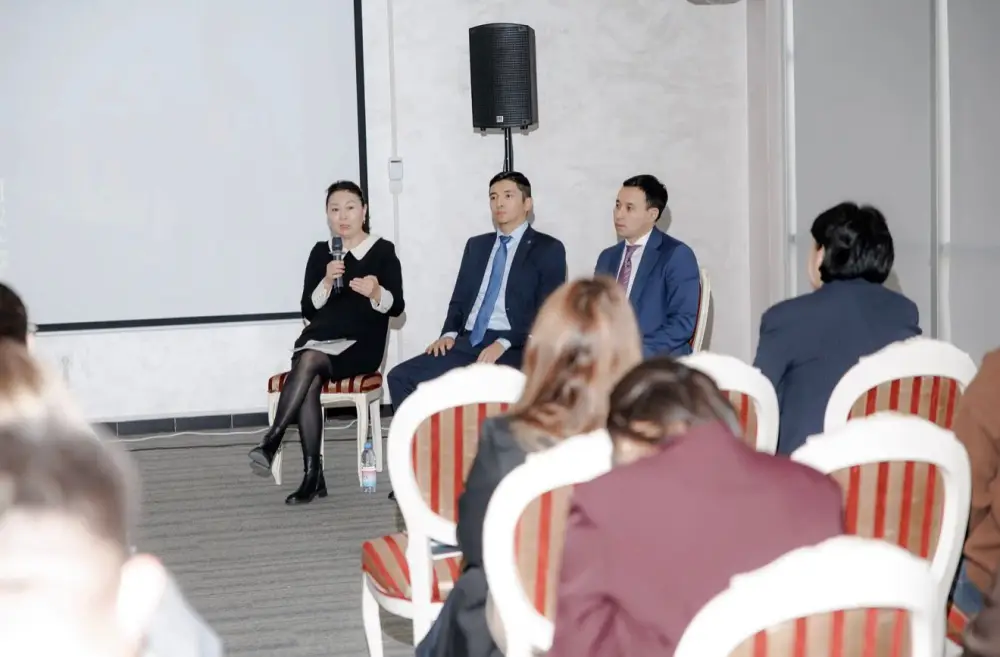 В Актау прошла встреча по разъяснению национального проекта «Модернизация энергетического и коммунального секторов» (3)