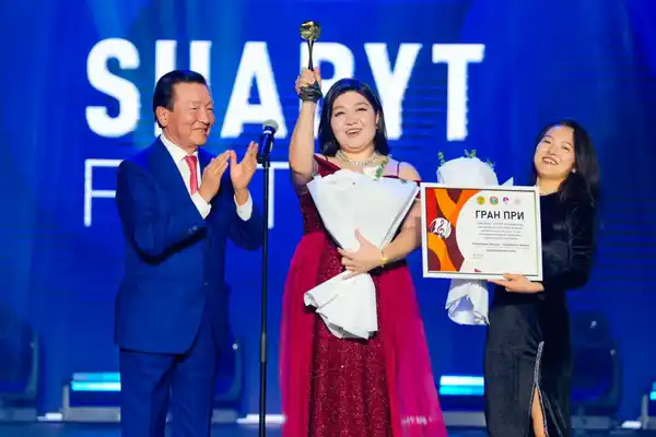 Победителей и призеров Международного конкурса творческой молодежи «Шабыт» наградили в Астане (3)