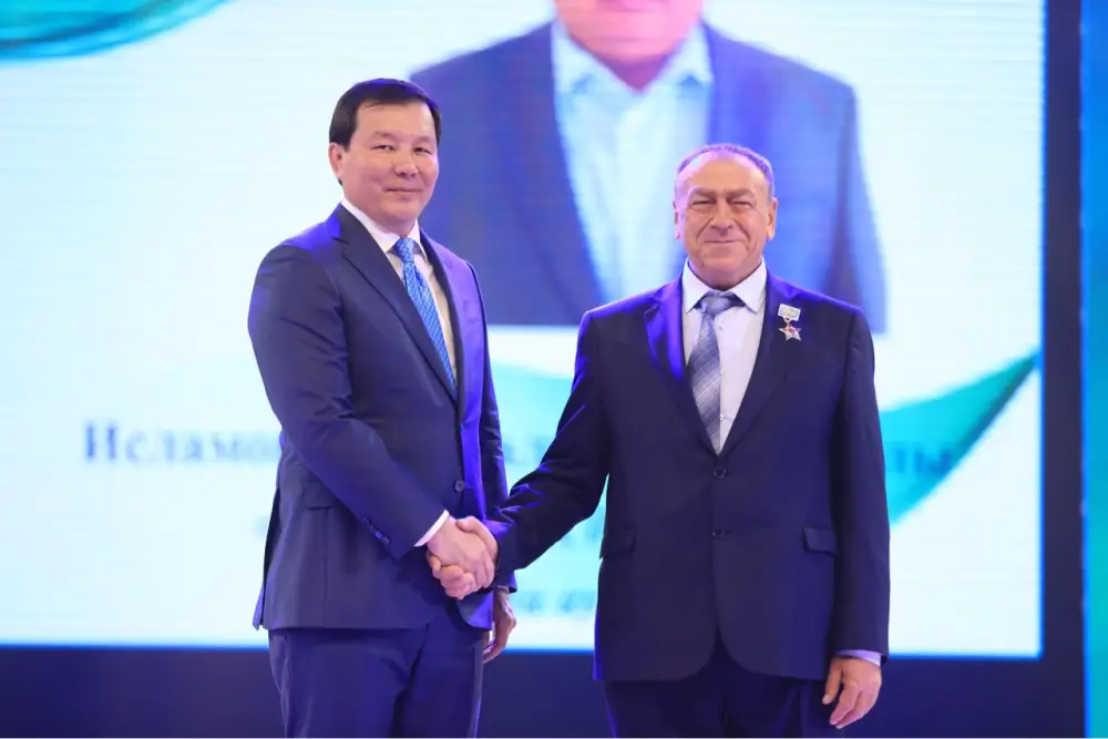 Лучшие представители аграрной отрасли Актюбинской области были отмечены государственными наградами (9)