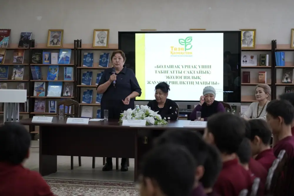 «Таза Қазақстан»: в Астане прошла специальная лекция для молодежи на экологическую тему (10)