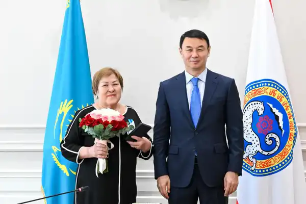 В Алматы наградили работников агропромышленного комплекса государственными наградами (2)