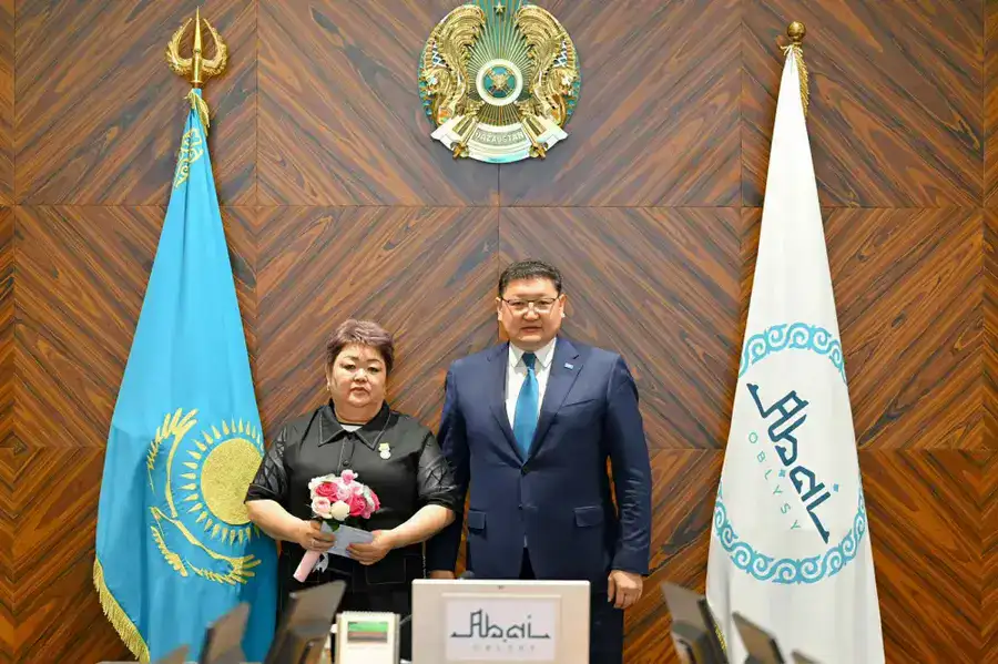 В области Абай отметили вклад финансистов (5)