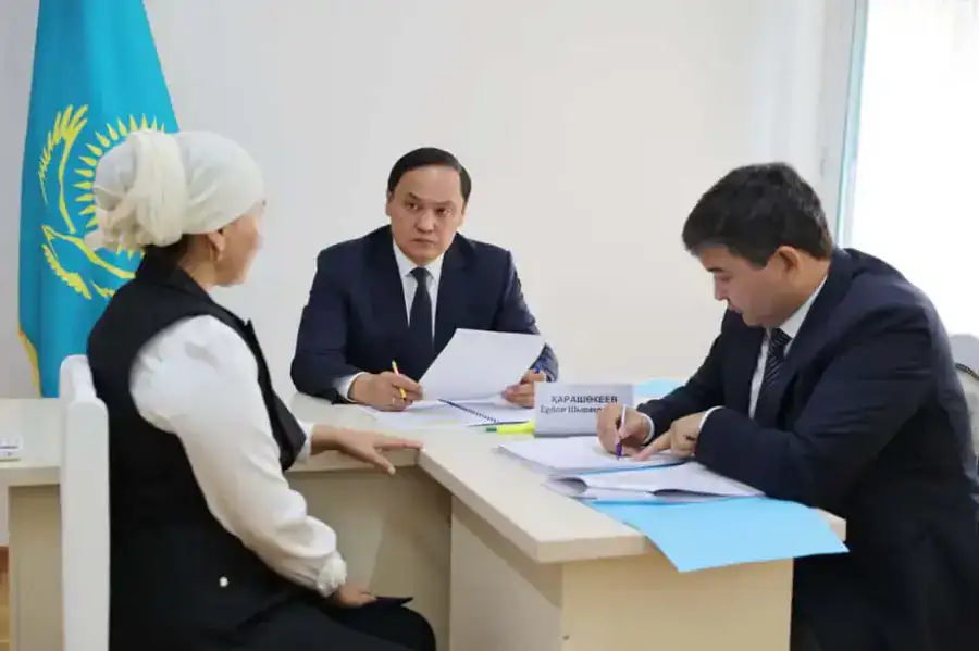 Ербол Карашукеев встретился с жителями Таласского района (10)