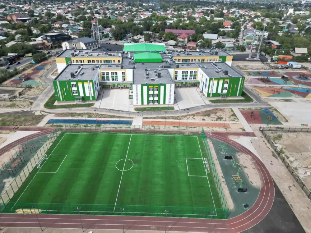 В Алатауском районе Алматы открыли пять новых школ на 9 500 мест (2)