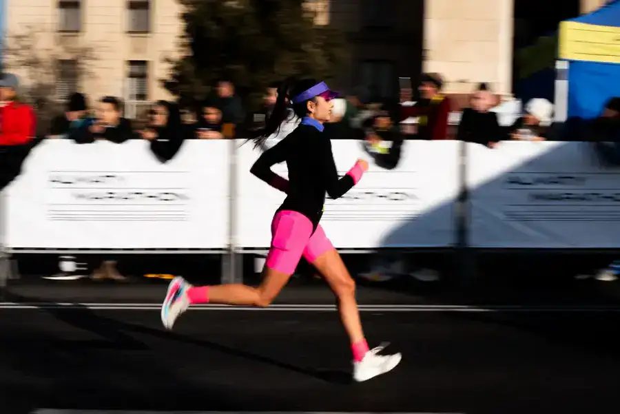 2500 участников из 20 стран: в Алматы состоялся финальный забег сезона 2025 года – City Run (2)