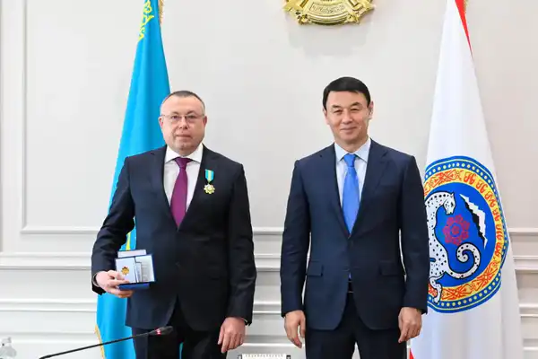 В Алматы наградили работников агропромышленного комплекса государственными наградами (3)