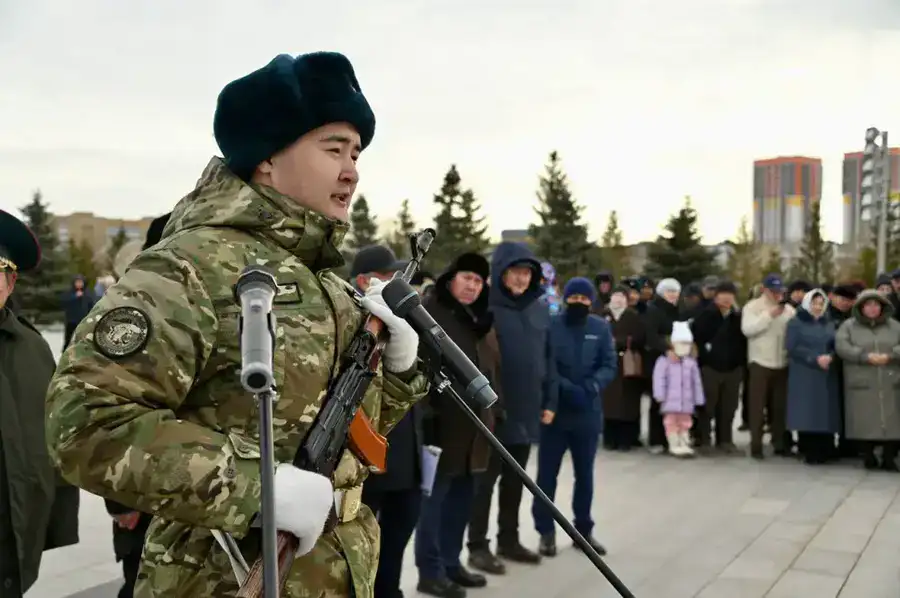 В Астане более 200 солдат принесли присягу на верность Родине (7)