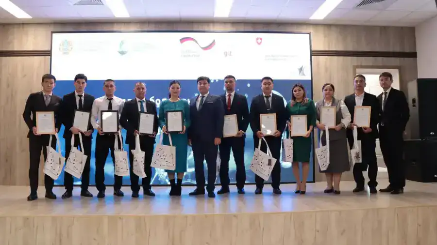 Более тысячи школьников Кызылординской области приняли участие в открытом уроке на тему экономии воды (9)