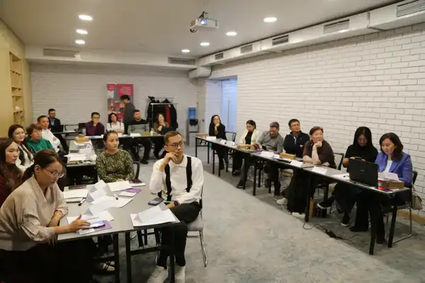 Тренинг для региональных журналистов по современным технологиям состоялся в Шымкенте (4)