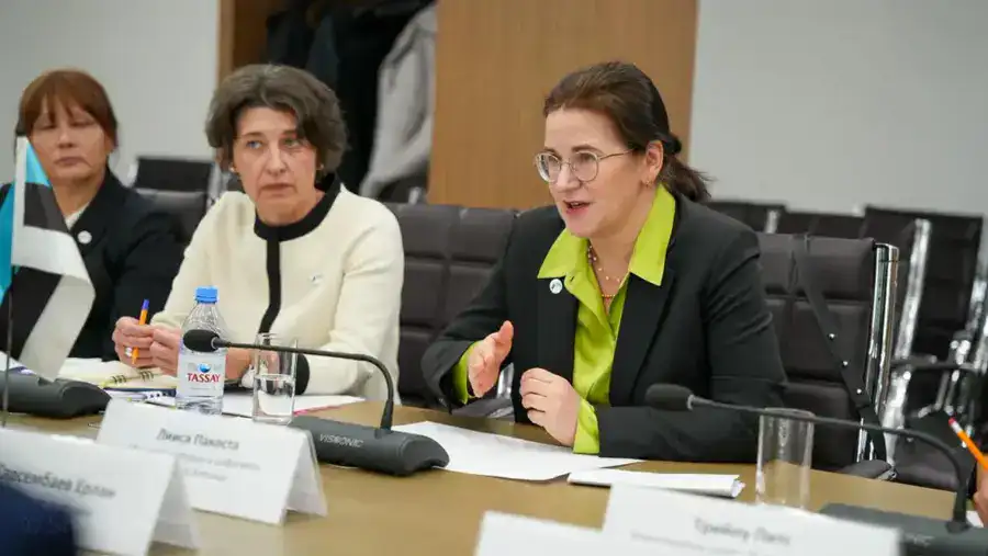 Министр юстиции Республики Казахстан Ерлан Сарсембаев встретился с Министром юстиции и цифрового развития Республики Эстония Лиисой Пакостой (3)