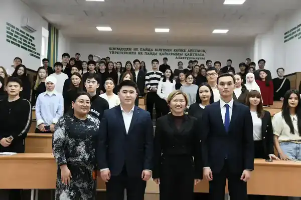 «Таза Қазақстан»: в Астане прошла лекция на тему «Экологическая чистота и гармония духовной чистоты» (6)