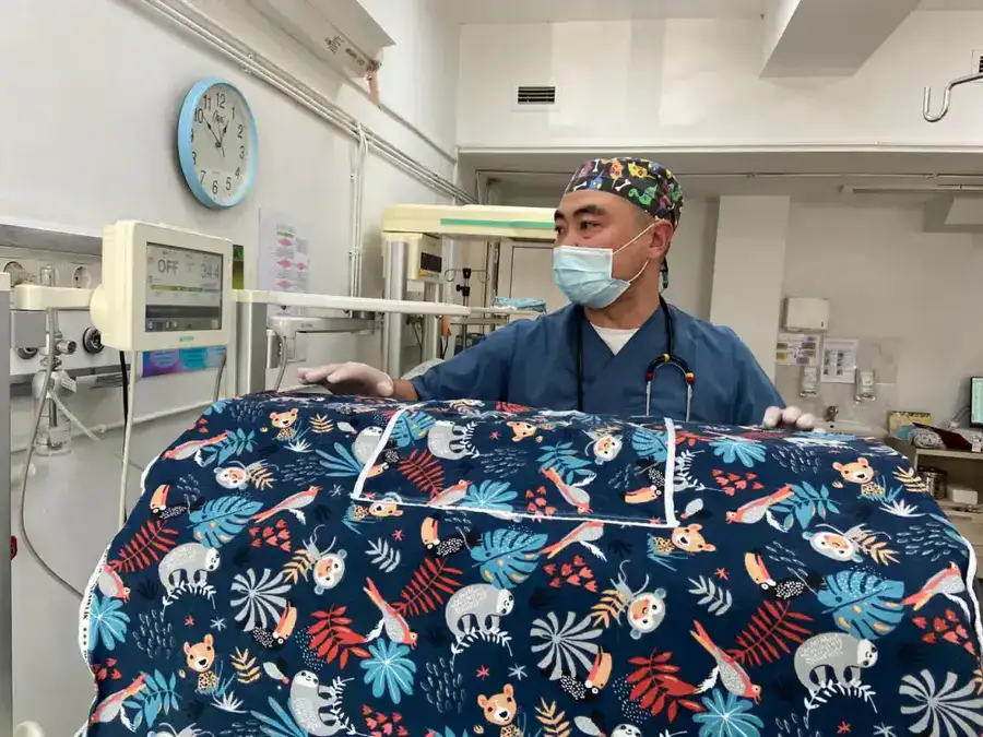 64 дня борьбы за жизнь: в Алматы выходили младенца весом 700 граммов (2)