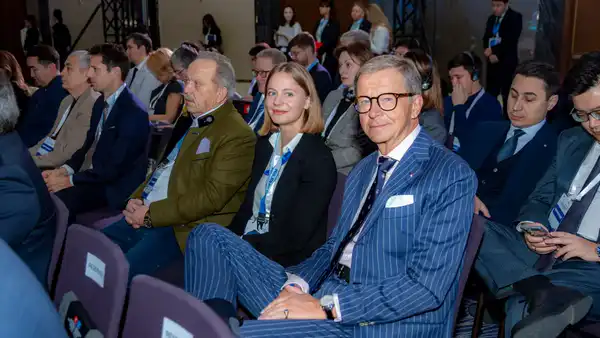 Серик Жумангарин открыл V заседание Казахстанско-Швейцарского делового совета (2)